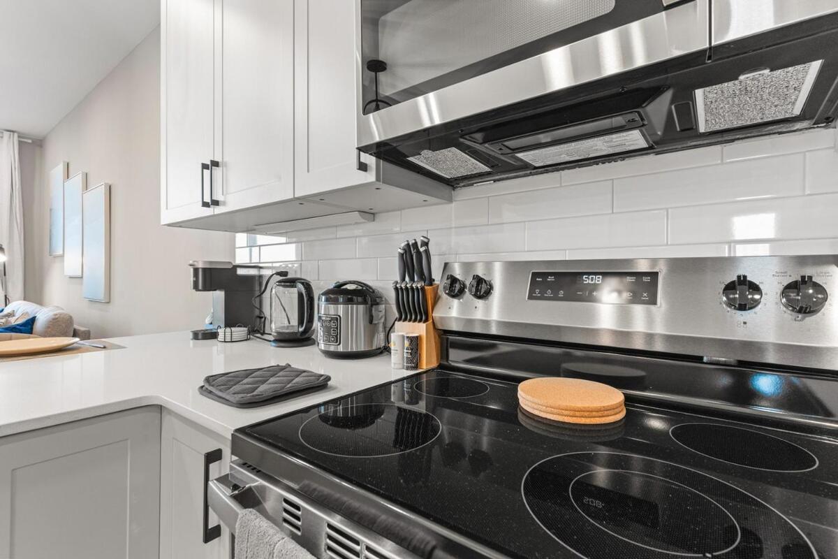 Apartment 10 Mins To Centercity, Sleeps 6, With Rooftop Views! Philadelphia